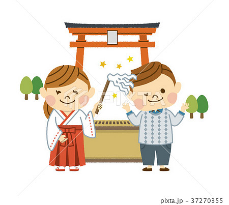 お参りする男性 37270355