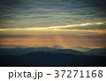Dawn time with sunshine in the morning 37271168