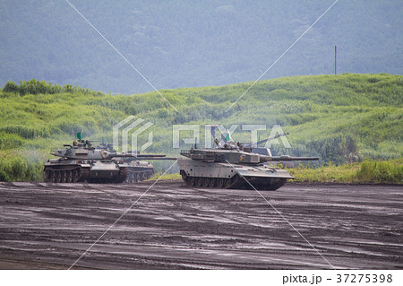陸上自衛隊の演習 37275398