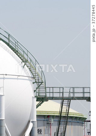 ガスタンク 37278445