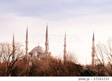 Sunset at Blue Mosque Istanbul, Turkey 37281232