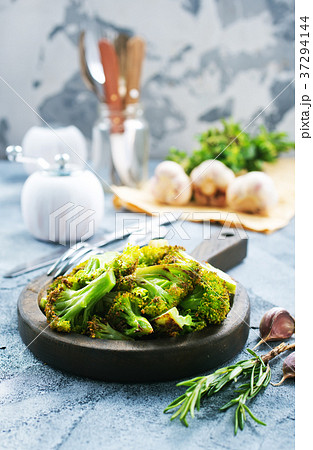 broccoli broccoli 37294144