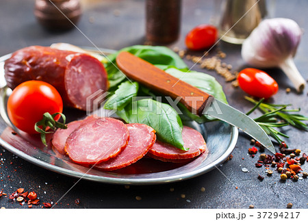 smoked sausage 37294217