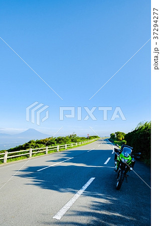 バイクツーリング 伊豆スカイライン ８月 の写真素材