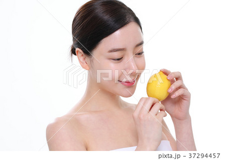 ビューティー スキンケア 女性 37294457
