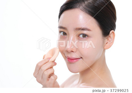 化粧 メイク 顔 37299025