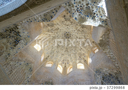 アルハンブラ宮殿 アベンヘラセスの間 天井 37299868