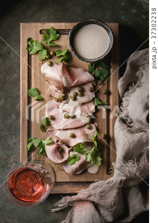 Veal with tuna sauce vitello tonnato Veal with tuna sauce vitello tonnato 37302238