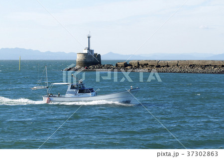 三池港 帰港する釣船、 三池港 帰港する釣船、 37302863