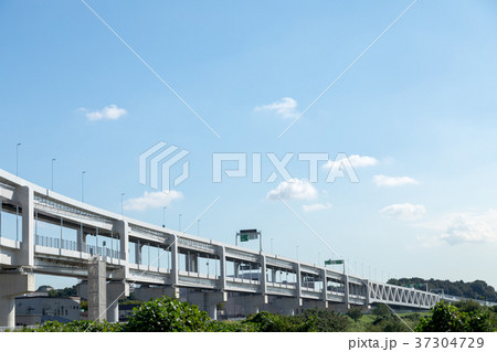 高速道路 環状線 雲 コピースペース 広いコピースペース 高速道路 環状線 雲 コピースペース 広いコピースペース 37304729
