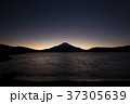 富士山の夕暮れ 37305639