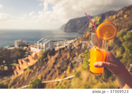 Orange juice glass 37309523