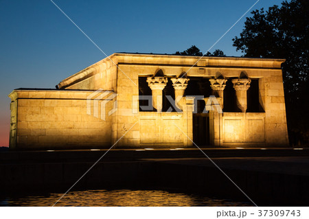 Temple of Debod at night, Madrid (Spain) 37309743