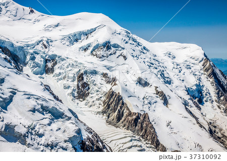View on the Alps from the Aiguille du Midi , View on the Alps from the Aiguille du Midi , 37310092