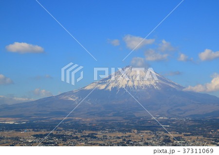 富士山_静岡県誓いの丘からの眺望 37311069
