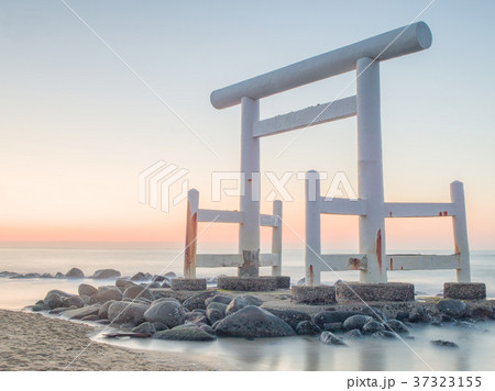 二見ヶ浦 37323155