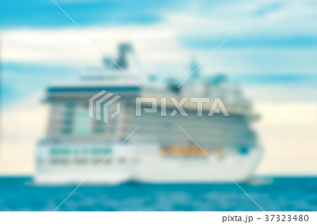Cruise liner - blurred image Cruise liner - blurred image 37323480