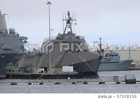 サンディエゴ湾の風景（アメリカ合衆国・カリフォルニア州） 37328150