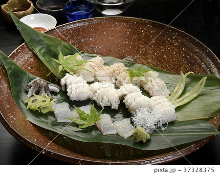 和食　鱧の四種盛り 37328375