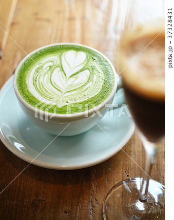 ラテアート　抹茶ラテ 37328431
