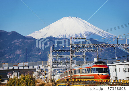 小田急線　特急ロマンスカー　7000形 37328808