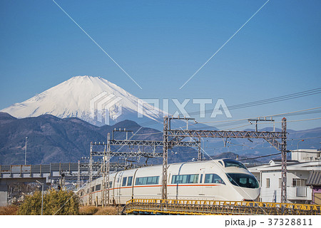 小田急線　特急ロマンスカー　50000形 37328811