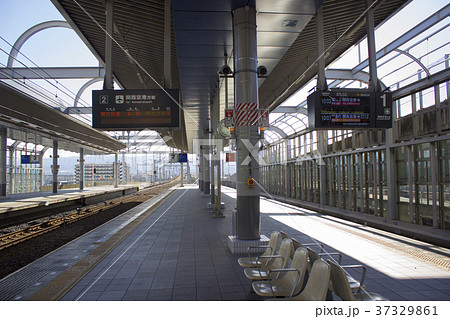 りんくうタウン駅ホーム/大阪府泉佐野市りんくう往来北 37329861