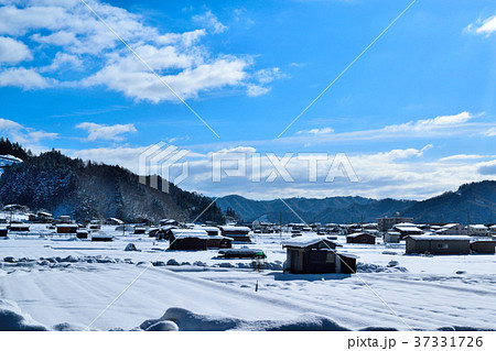 飛騨古川 冬の飛騨市郊外 飛騨古川 冬の飛騨市郊外 37331726