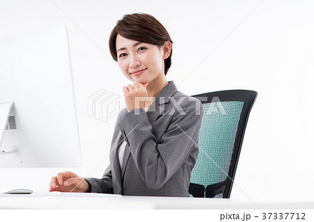 ビジネスウーマン 37337712