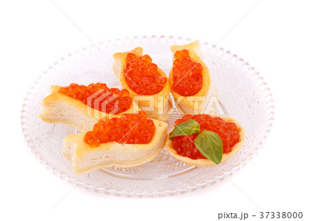 Red caviar Red caviar 37338000