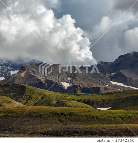 Scenery active volcano on Kamchatka Peninsula Scenery active volcano on Kamchatka Peninsula 37342250