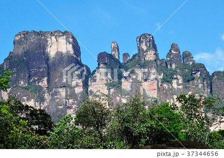 エンジェルフォールへの道 37344656