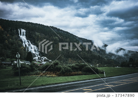 フィヨルド 37347890