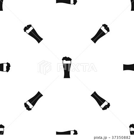 Glass of beer pattern seamless black 37350882