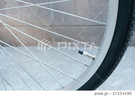 自転車の空気バルブ 37354290