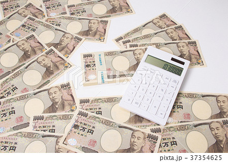 ｢103万円の壁｣配偶者控除 37354625