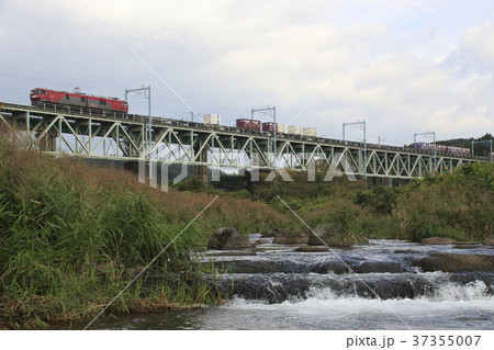 東北本線・黒川鉄橋を渡る貨物列車(交流電気時代) 東北本線・黒川鉄橋を渡る貨物列車(交流電気時代) 37355007