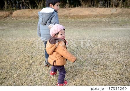 子供 37355260