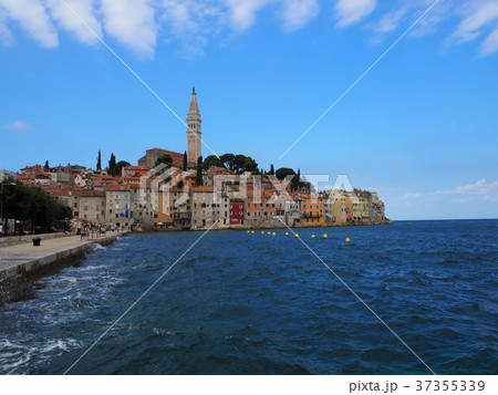 ロヴィニ 37355339