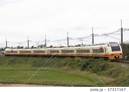 特急いなほ号(E653系電車) 特急いなほ号(E653系電車) 37357167