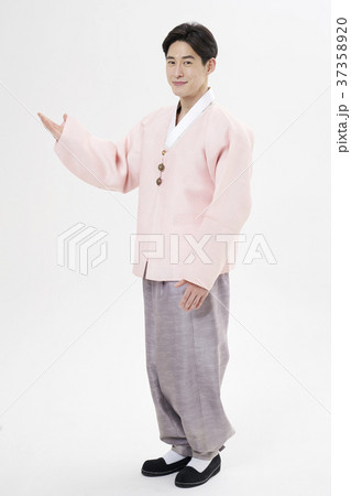 男 男性 男の子 37358920