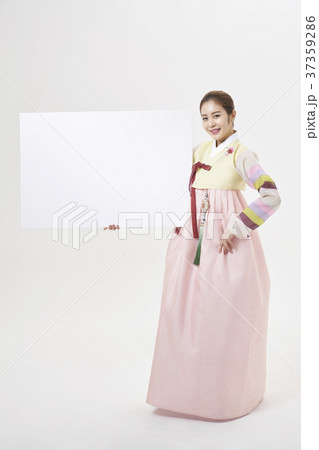 チョゴリ 若い女性 パネル 37359286