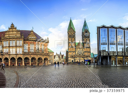 Skyline of Bremen main market square, Germany Skyline of Bremen main market square, Germany 37359975
