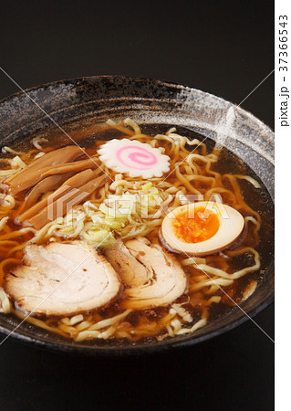 醤油ラーメン 醤油ラーメン 37366543