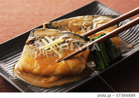 さばの味噌煮 37366886