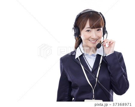 若い女性オペレーター 若い女性オペレーター 37368971