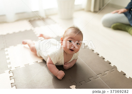 赤ちゃん 37369282