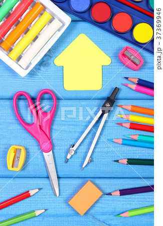 School accessories and shape of building 37369946