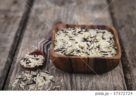Mixture of different varieties of rice 37372724