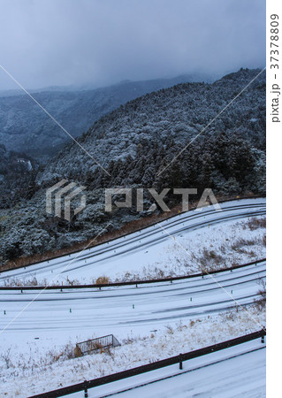 雲仙雪景色 千々石から雲仙への道(県道128号) 雲仙雪景色 千々石から雲仙への道(県道128号) 37378809